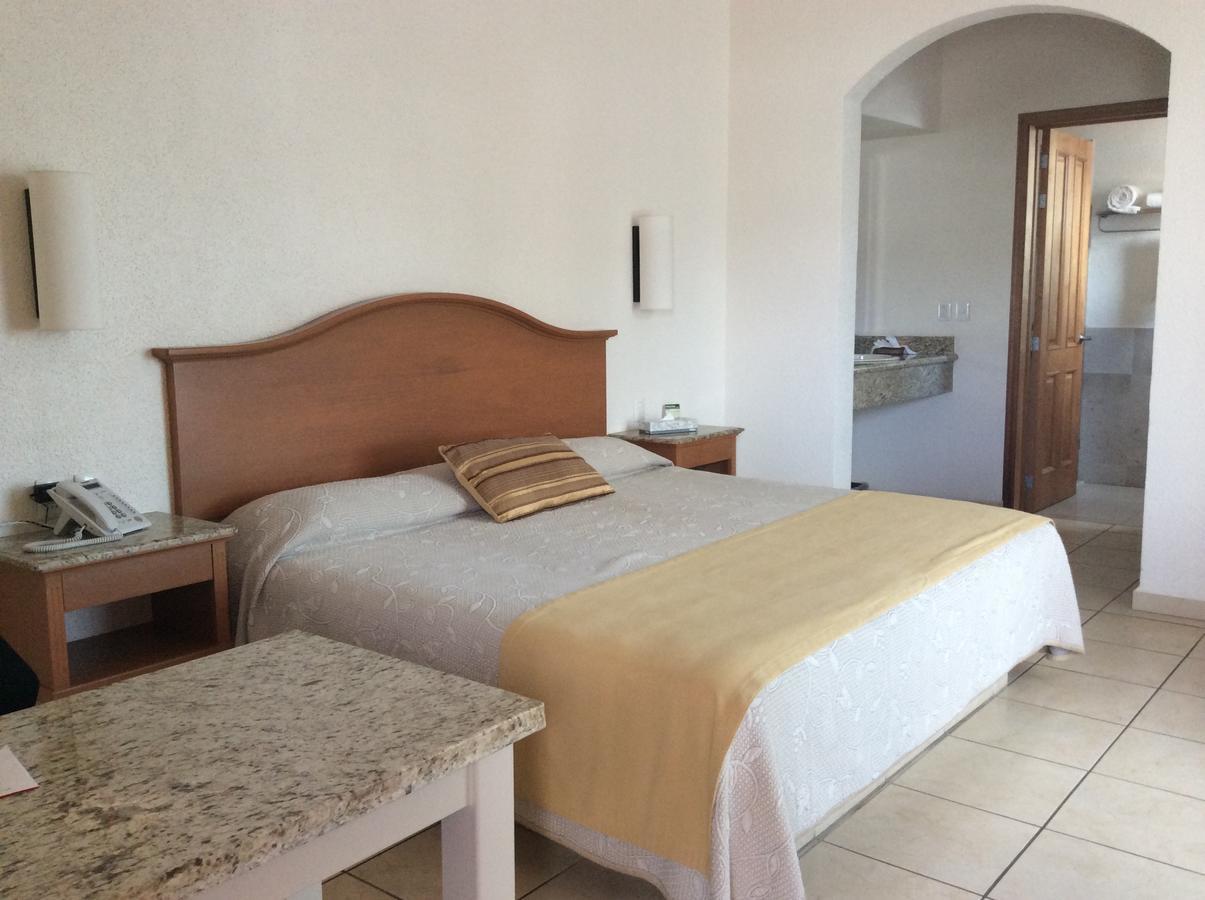 Hotel Fuerte Real Ciudad Guzman Habitación foto